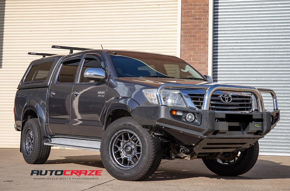 TOYOTA HILUX N70 4WD TECH ANTHRACITE 